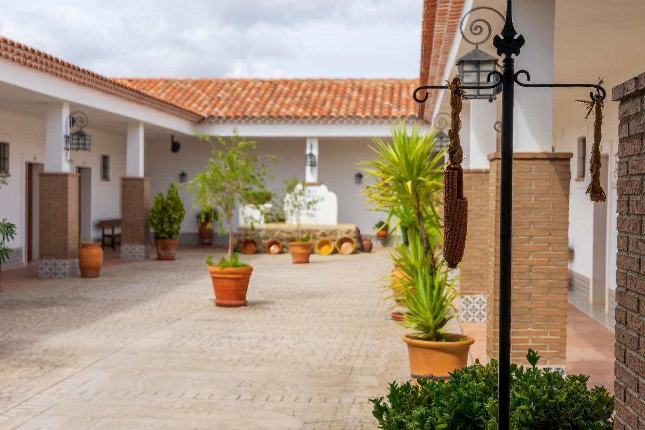 Hotel Rural Arroyo La Plata By Bossh Hotels Херес-де-лос-Кабальерос Экстерьер фото